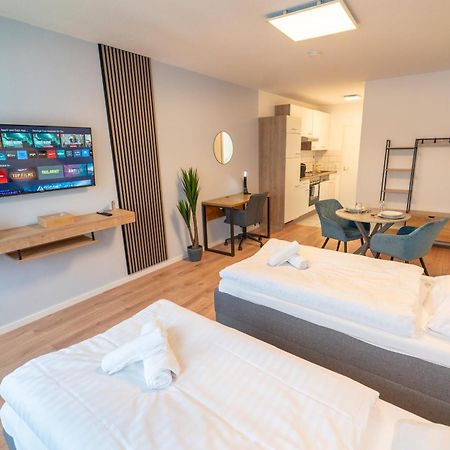 Range - Apartments - Kueche - Wlan - Netflix - Bis Zu 7 Personen Fellbach Esterno foto