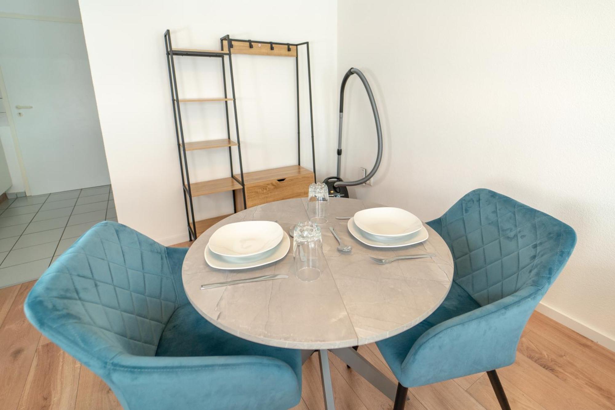 Range - Apartments - Kueche - Wlan - Netflix - Bis Zu 7 Personen Fellbach Esterno foto