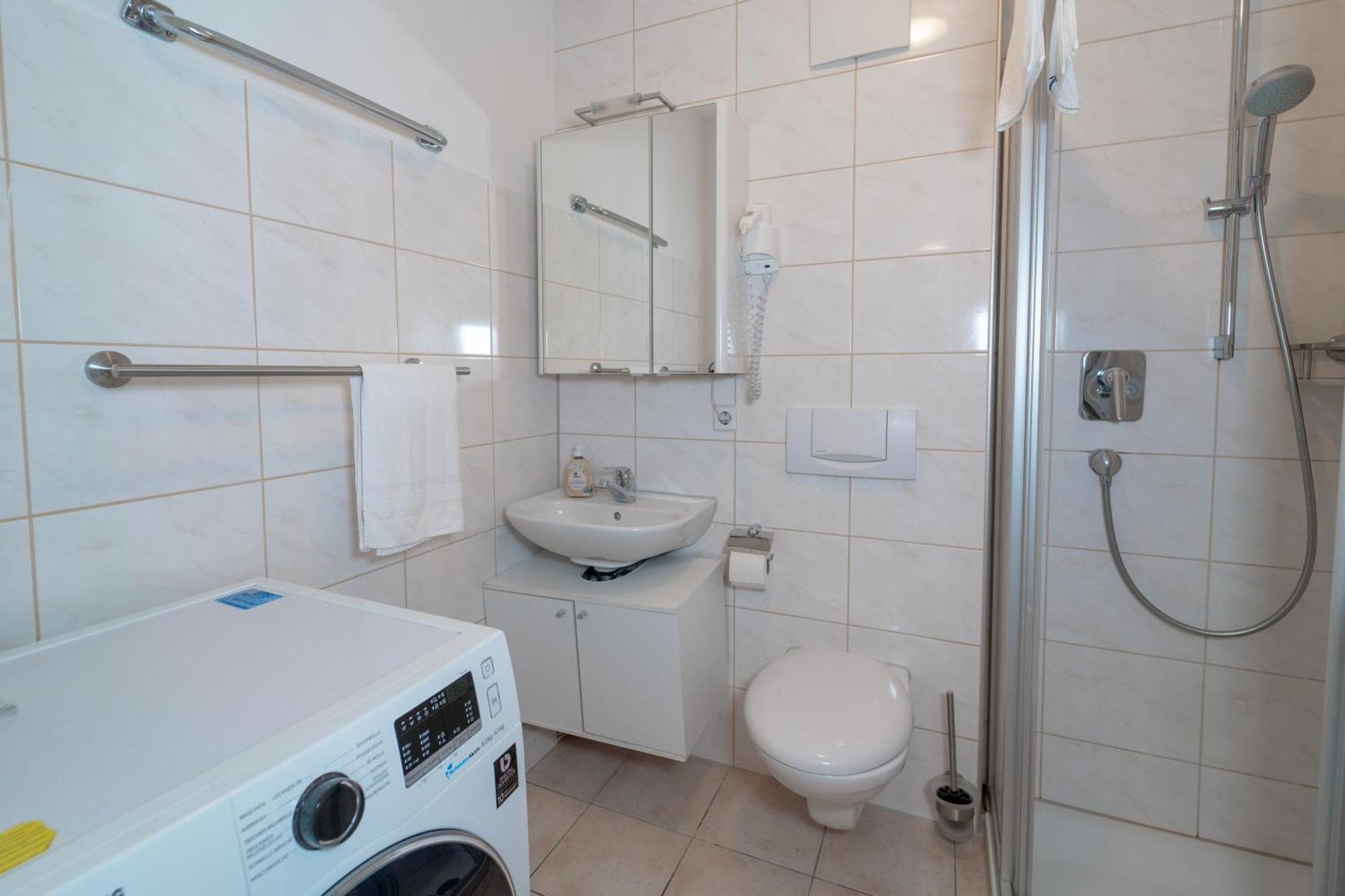 Range - Apartments - Kueche - Wlan - Netflix - Bis Zu 7 Personen Fellbach Esterno foto